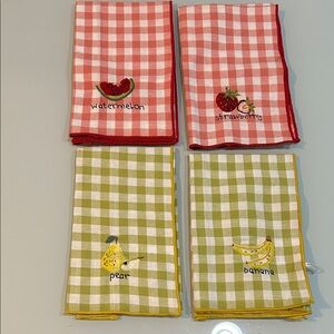 NWOT Fruit Embroidered Gingham Napkins  Anthropologie